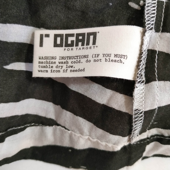 Rogan Sz. M Zebra Sleeveless buttoned Blouse NWT - Picture 7 of 7